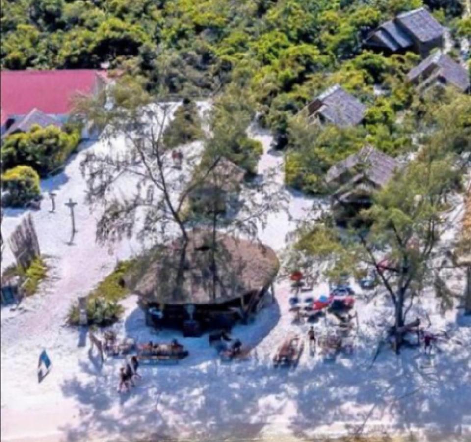 Tree Bar Hostel Koh Rong Sanloem Exterior photo